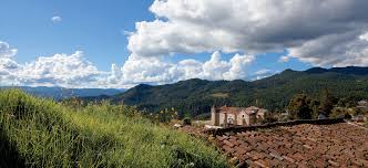 Un pueblo mágico en medio de un sinuoso camino de concesiones mineras