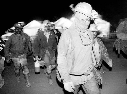 Grupo México lo que toca lo pudre; ha dejado una estela de muertos y daños ambientales