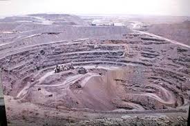 Editorial / Minería: amenaza a la vida
